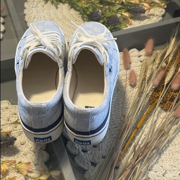 Keds canvas blue and white lace ups - Picture 3 of 4